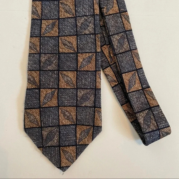 Bugatti Men’s Brown Blue Diamond Print Silk Tie - Picture 4 of 4